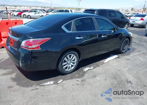2014 Nissan Altima 2.5 from USA, damaged, VIN 1N4AL3AP9EC161127